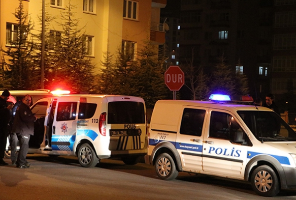 Kayseri’de Arkadaşıyla Tartışan Kızdan İntihar