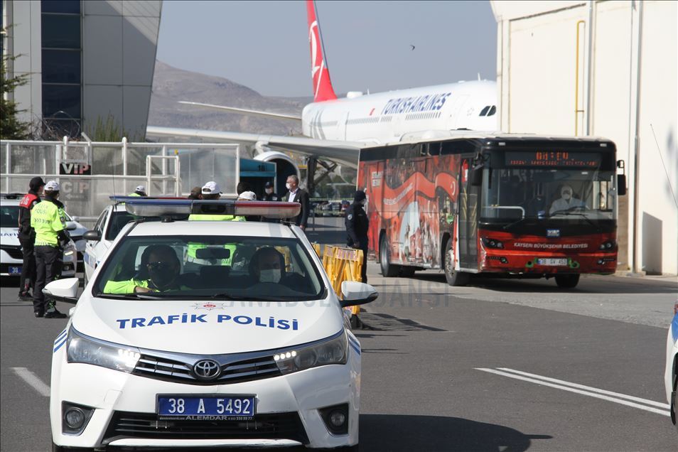 Kuveytten Gelen 248 Kişi Karantinaya Alındı