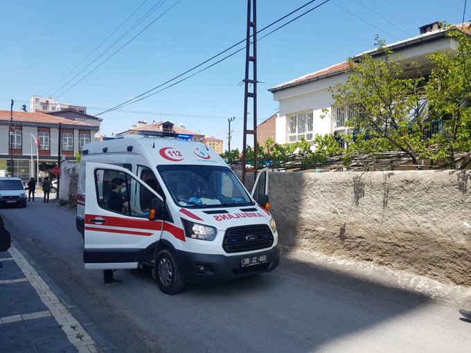 Kayseri’de Bir Baba İntihar Etti