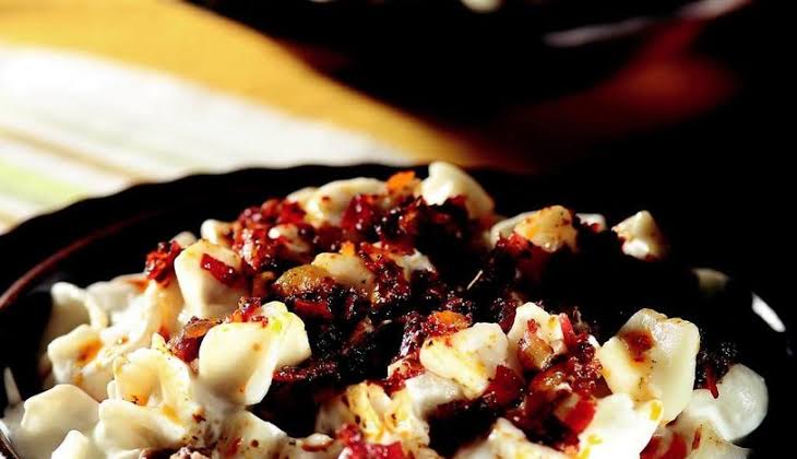 Pastırmalı Mantı Nasıl Yapılır ?