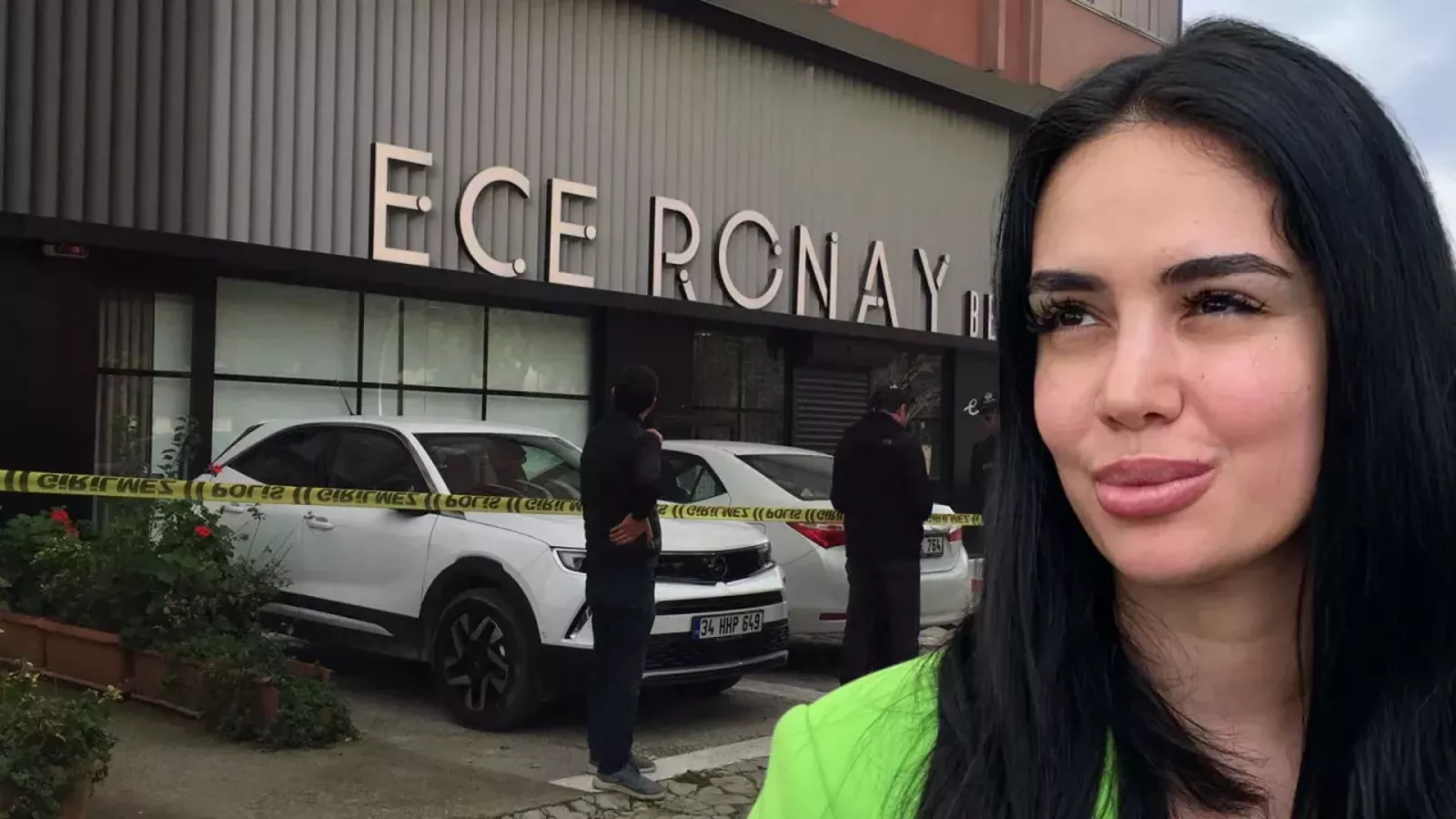 Ece Ronay Kimdir ?
