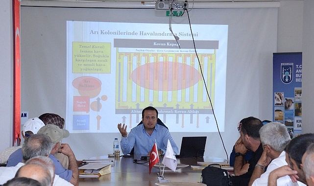 bal-ureticilerine-sonbahar-ve-kislatma-egitimi.jpg