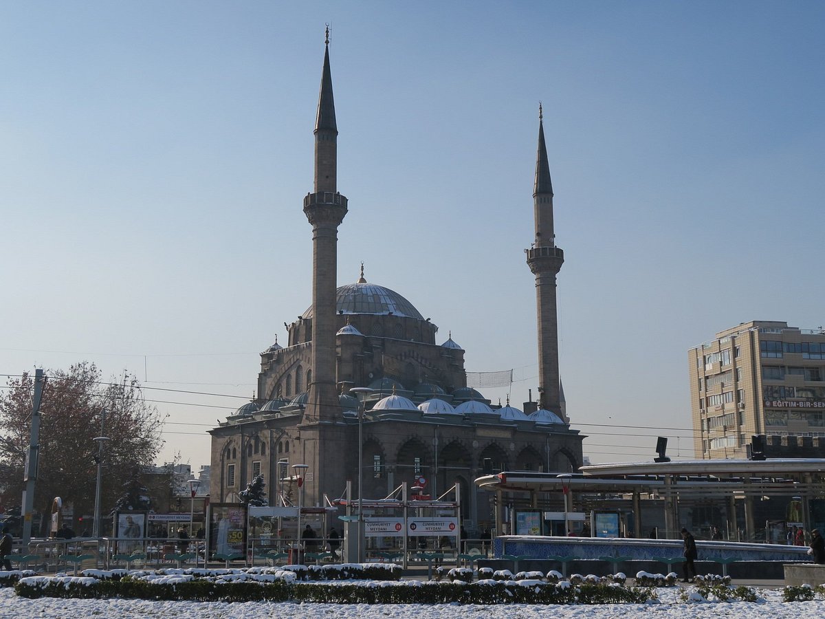 Bu haftanın cuma hutbesi konusu : Zulüm Asla Payidar Olmaz