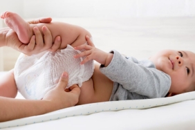 bebek bezi ve mama yardımı